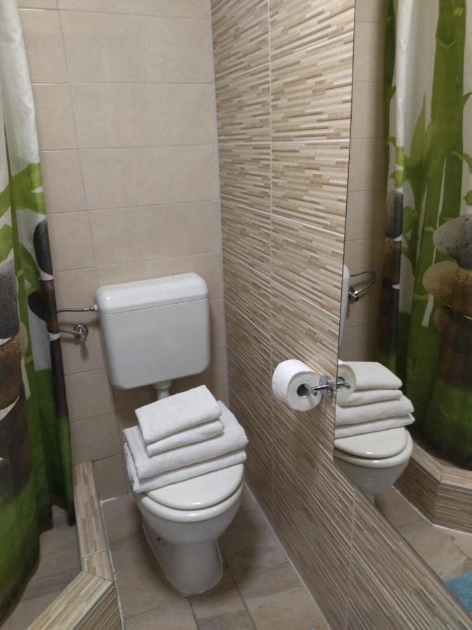 Tiny Studio In City Center Stone House สปลิท ภายนอก รูปภาพ